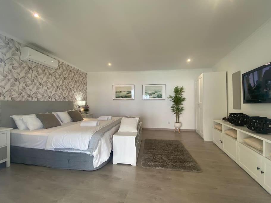 Malibu Ocean Villa Санта Крус де Тенерифе Екстериор снимка